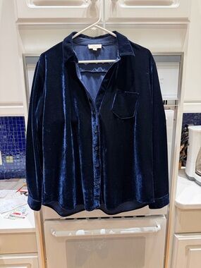 Navy blue oversized blouse